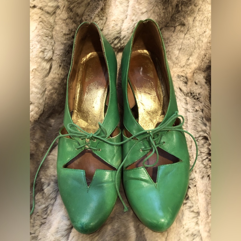 Vintage Tracey Neuls handmade heels. Made in Italy. Size 8